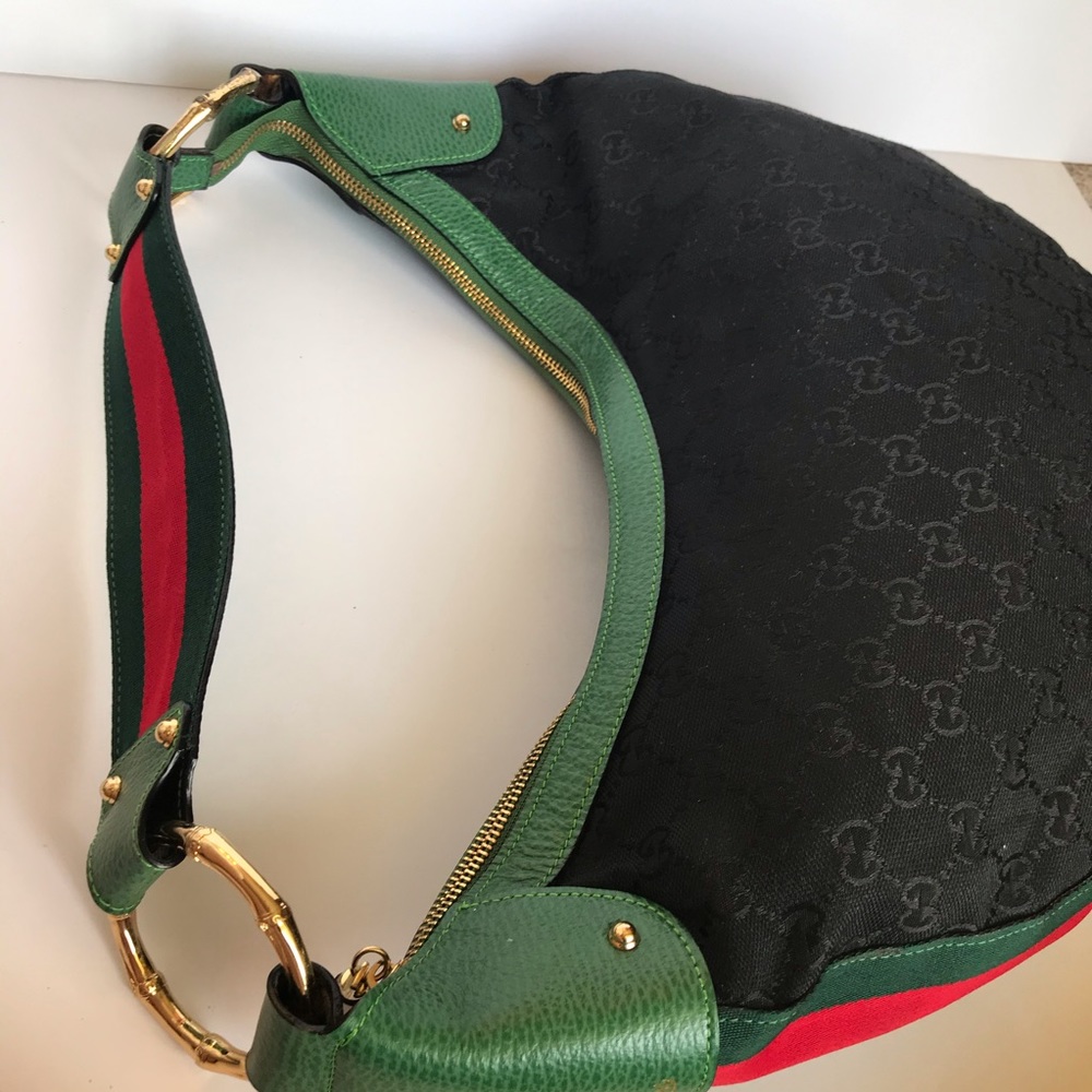 Gucci hobo black logo fabric with green leather